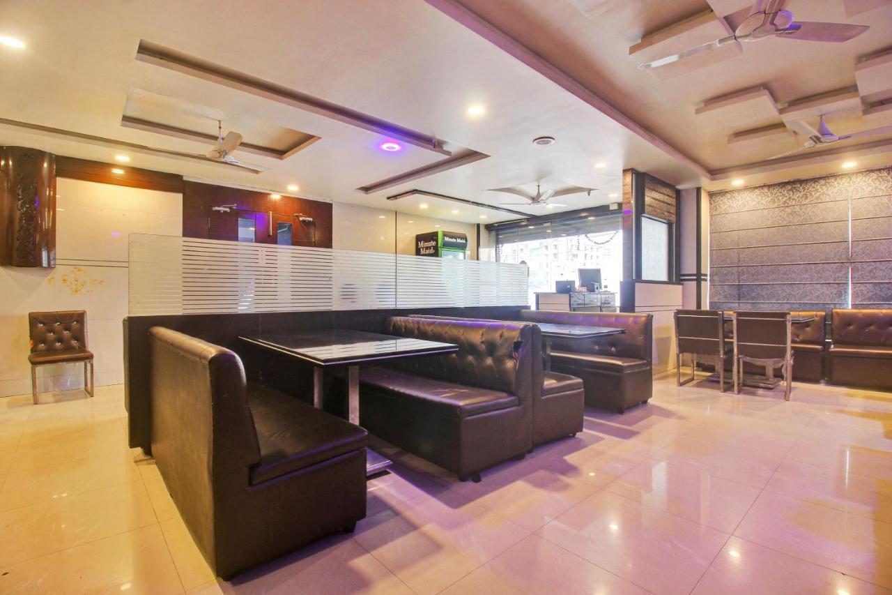 Oyo Townhouse 707 Grand Krishna Hotel Hyderabad Exterior photo